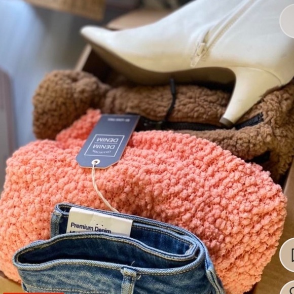 3 pieces Fall autumn pumpkin spice fall mystery clothing women box - Picture 7 of 8